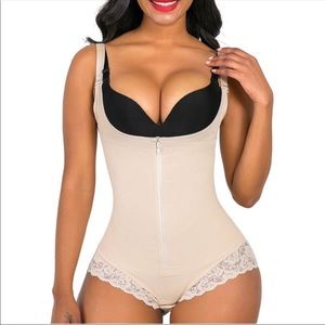 SHAPERX Woman’s Body shaper!